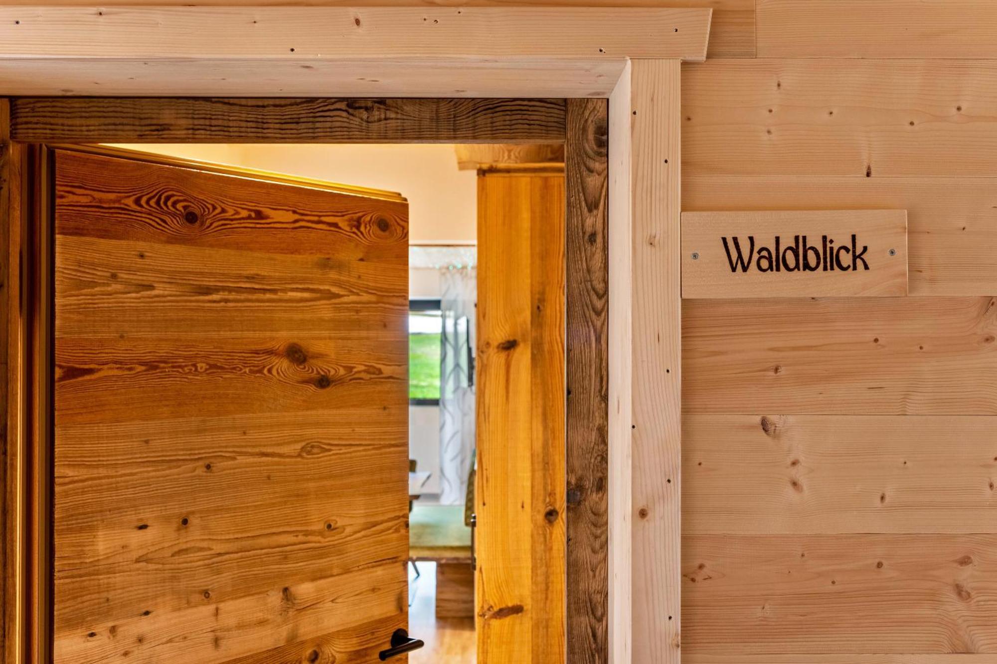 Blosegghof Bergchalets Waldblick Racines Luaran gambar