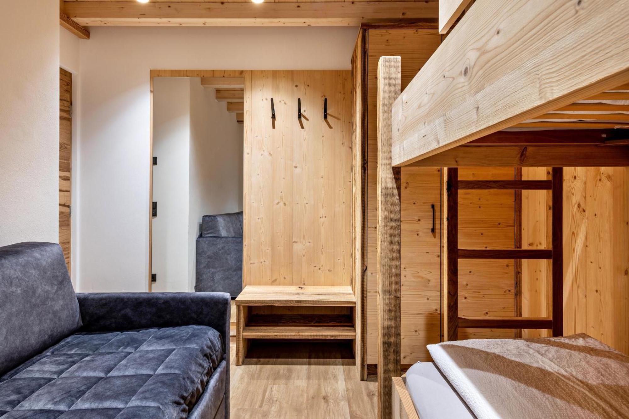 Blosegghof Bergchalets Waldblick Racines Luaran gambar